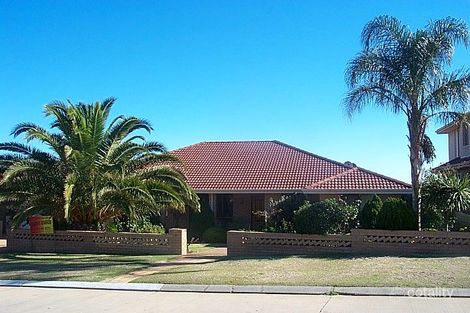 37 Hale St, Beaconsfield, WA 6162