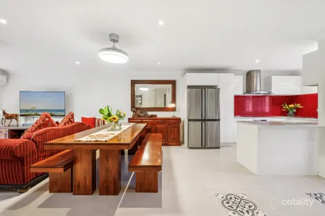 Property photo of 38/11 Waterford Court Bundall QLD 4217