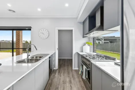 Property photo of 18 Grasslands Road Wirlinga NSW 2640