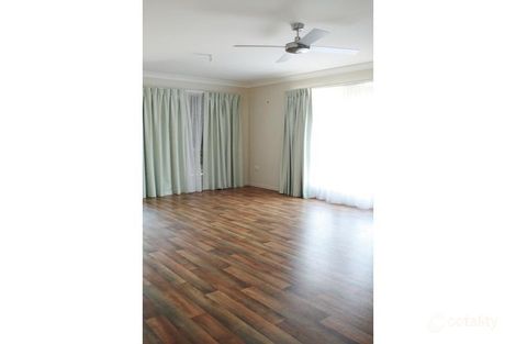 Property photo of 2 Protea Court Yamanto QLD 4305