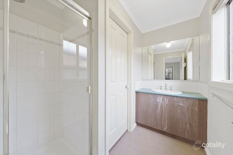 Property photo of 9 Robusta Avenue Cranbourne VIC 3977