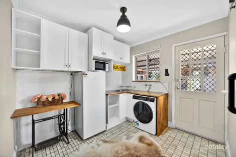 Property photo of 6 Georgette Way Rockingham WA 6168