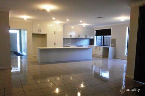 Property photo of 34 Admiral Parade Seaford Meadows SA 5169