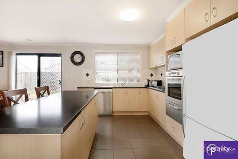 Property photo of 37 Majestic Boulevard Cranbourne VIC 3977