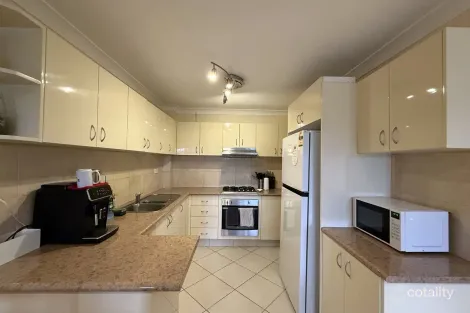 Property photo of 12/13 Cairds Avenue Bankstown NSW 2200