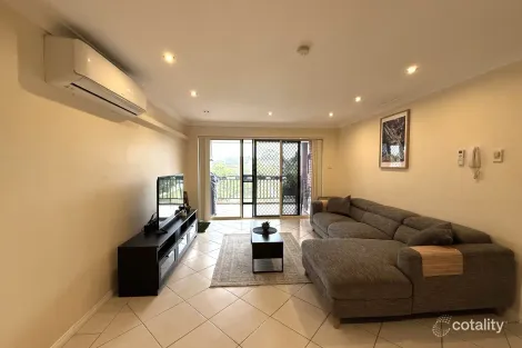 Property photo of 12/13 Cairds Avenue Bankstown NSW 2200