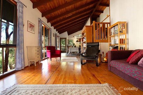 Property photo of 13 Valley Road Wattle Glen VIC 3096