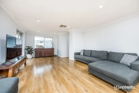 Property photo of 12 Driftwood Rise Quinns Rocks WA 6030