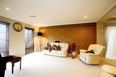 Property photo of 10 Greenhood Way Garden Suburb NSW 2289