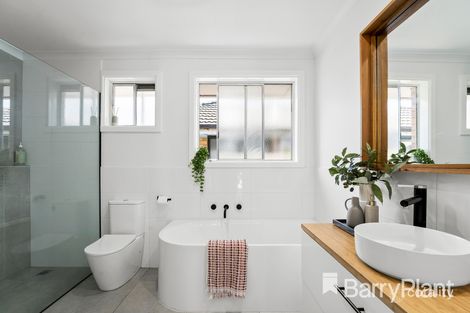 Property photo of 38 Verdant Avenue Ardeer VIC 3022