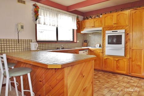Property photo of 7 Southwell Avenue Newborough VIC 3825