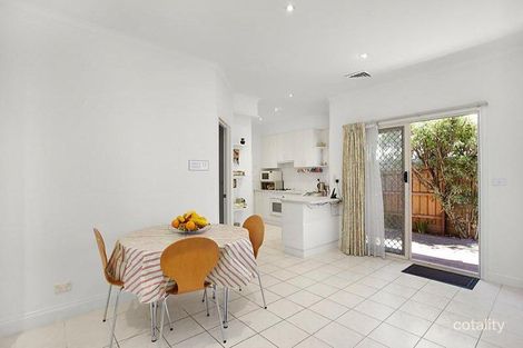 Property photo of 2/4 Macgowan Avenue Glen Huntly VIC 3163