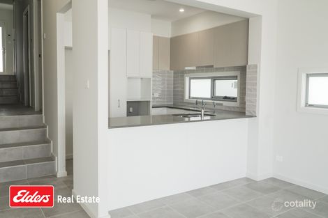 Property photo of 157 Liz Kernohan Drive Elderslie NSW 2570
