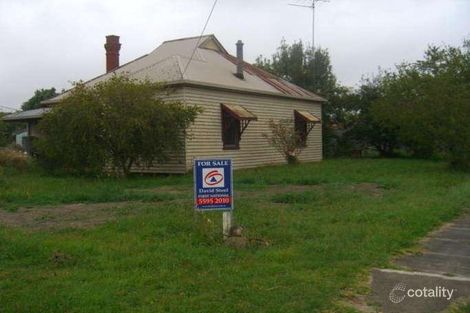 33 Dover St, Cobden, VIC 3266