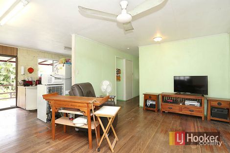 Property photo of 36 Algona Street Holland Park West QLD 4121