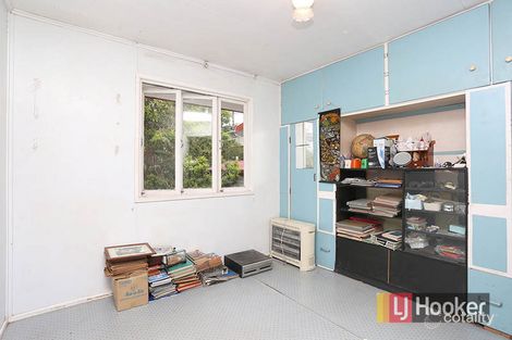 Property photo of 36 Algona Street Holland Park West QLD 4121