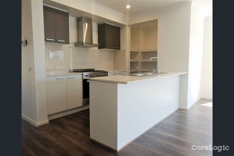 Property photo of 51 Harfield Avenue Mickleham VIC 3064