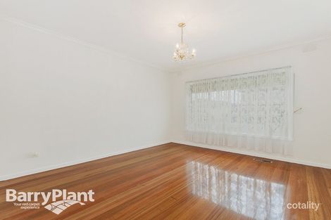 Property photo of 6 Levenia Street St Albans VIC 3021