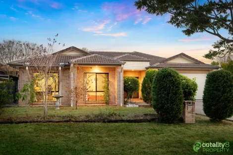 4 BRACE CL, BRAY PARK, QLD 4500