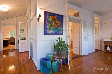 Property photo of 81 Mountjoy Terrace Wynnum QLD 4178