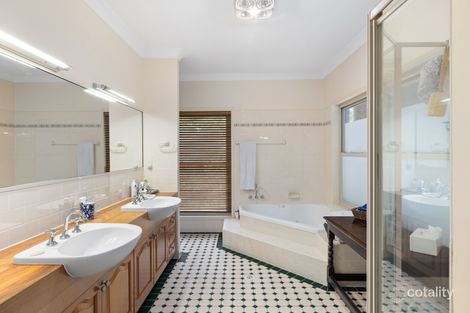 Property photo of 70 Birkin Road Bellbowrie QLD 4070