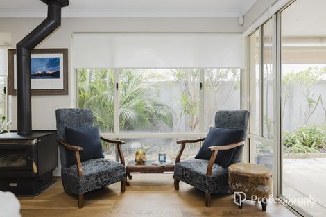 Property photo of 32 Brookmount Drive Ellenbrook WA 6069