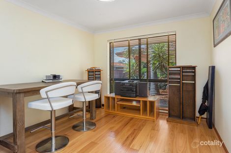 Property photo of 1/7 Dale Place Booragoon WA 6154