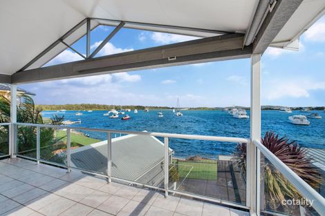 13 Marks Pde, Marks Point, NSW 2280