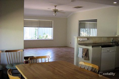 Property photo of 5 Lavender Close Thornlie WA 6108