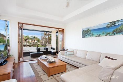 2/13 Fifteenth Ave, Palm Beach, QLD 4221