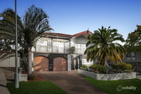 Property photo of 17 Amazon Place St Clair NSW 2759