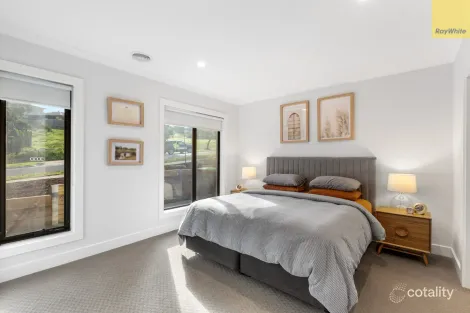 Property photo of 35 Rosehill Drive Bacchus Marsh VIC 3340