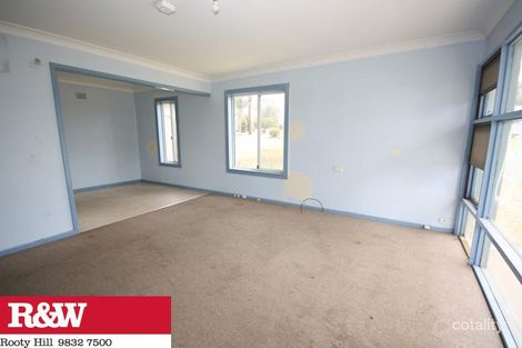 Property photo of 2 Kiwi Place Lethbridge Park NSW 2770