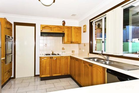 Property photo of 19 Cochran Place Abbotsbury NSW 2176