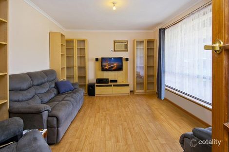 Property photo of 6 Oslo Court Craigmore SA 5114