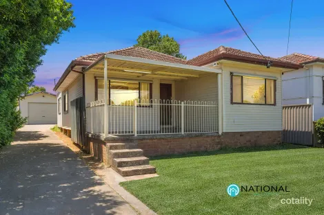 2 Carnation Ave, Old Guildford, NSW 2161