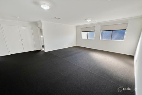 Property photo of 16 Arkins Circuit Tarneit VIC 3029