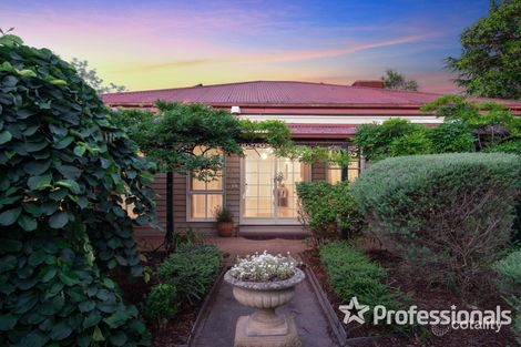 Property photo of 57 Cambridge Road Mooroolbark VIC 3138