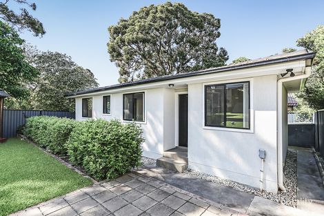 11 Amy Rd, Peakhurst, NSW 2210