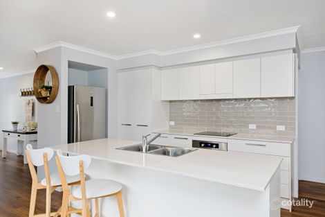 Property photo of 46 Summer Circuit Lake Cathie NSW 2445