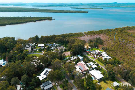 12 Vine St, Redland Bay, QLD 4165