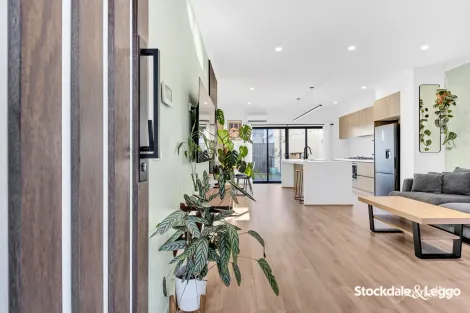 2/18 Wackett St, Laverton, VIC 3028