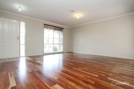 Property photo of 2 Barm Close Sydenham VIC 3037