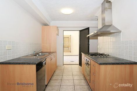 Property photo of 7/327 Boundary Street Spring Hill QLD 4000
