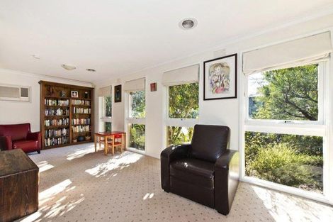 Property photo of 3 Gilmour Court Greensborough VIC 3088