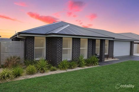 Property photo of 9 McGillan Drive Kelso NSW 2795