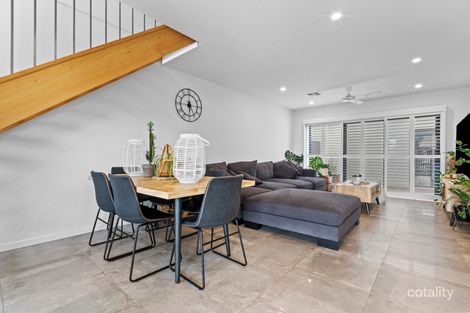 Property photo of 31/10 Vale Avenue Arundel QLD 4214