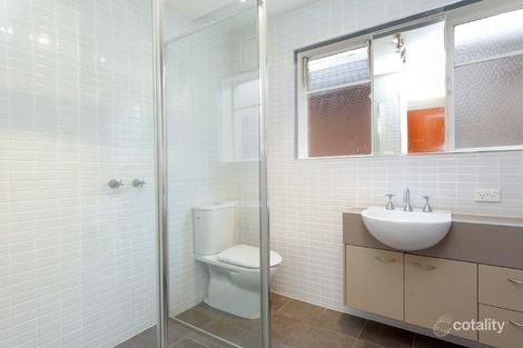 Property photo of 2/13 Laura Street Moonee Ponds VIC 3039