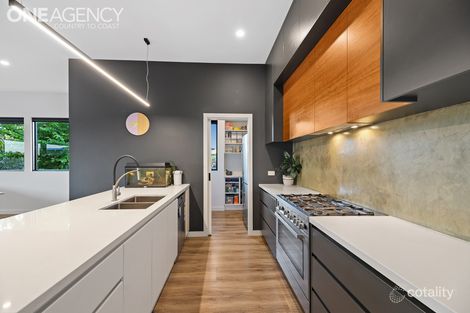 Property photo of 14 Emberwood Road Warragul VIC 3820
