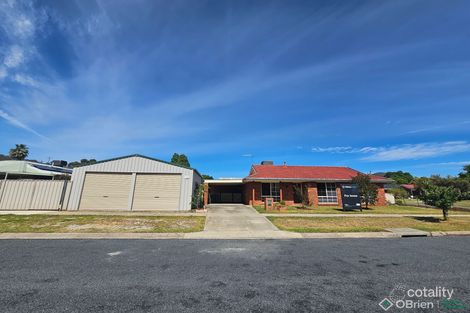 Property photo of 1 Thomas Place West Wodonga VIC 3690